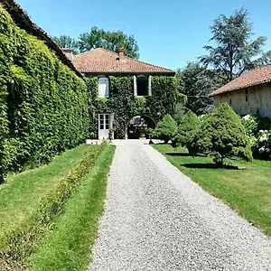La Seigneurie De Bed & Breakfast