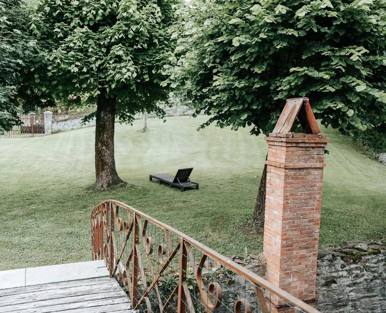 Guest house Chateau De La Lanette Salechan